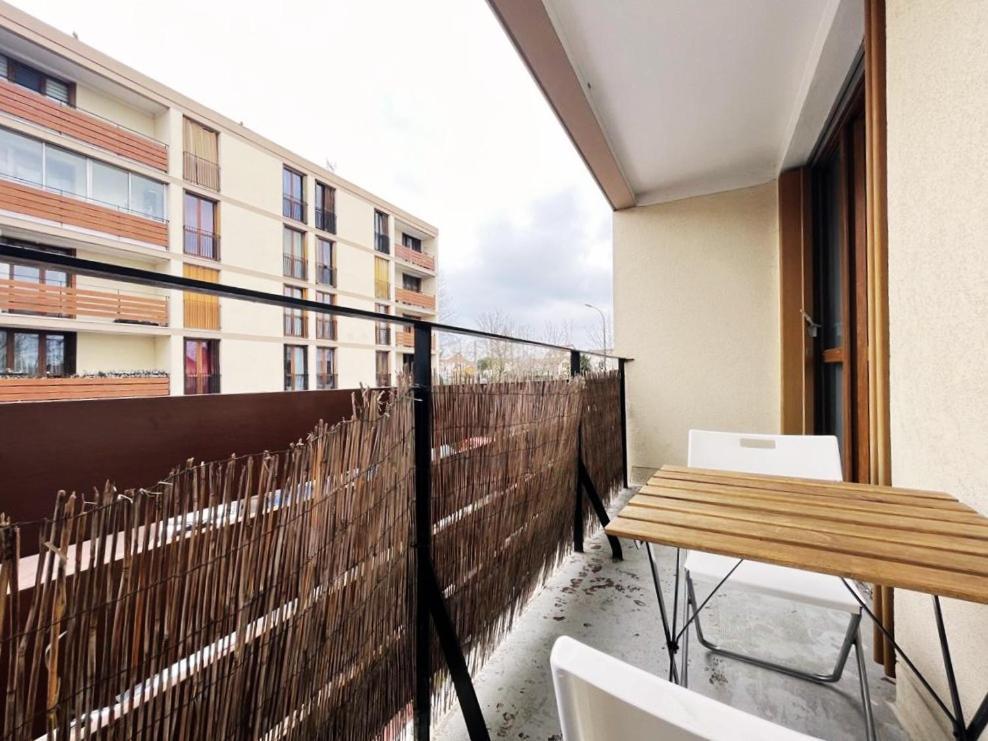 Guyon - Cosy Proche Gare Parking Facile - Balcon #Sirdest Apartman Franconville  Kültér fotó