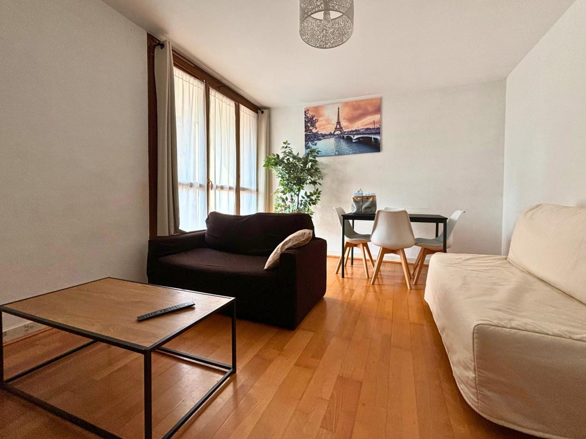 Guyon - Cosy Proche Gare Parking Facile - Balcon #Sirdest Apartman Franconville  Kültér fotó